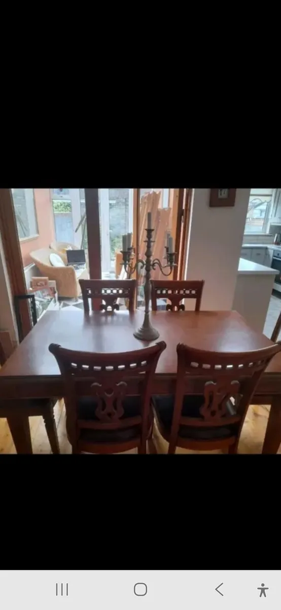 Table and 6 chairs - Image 2