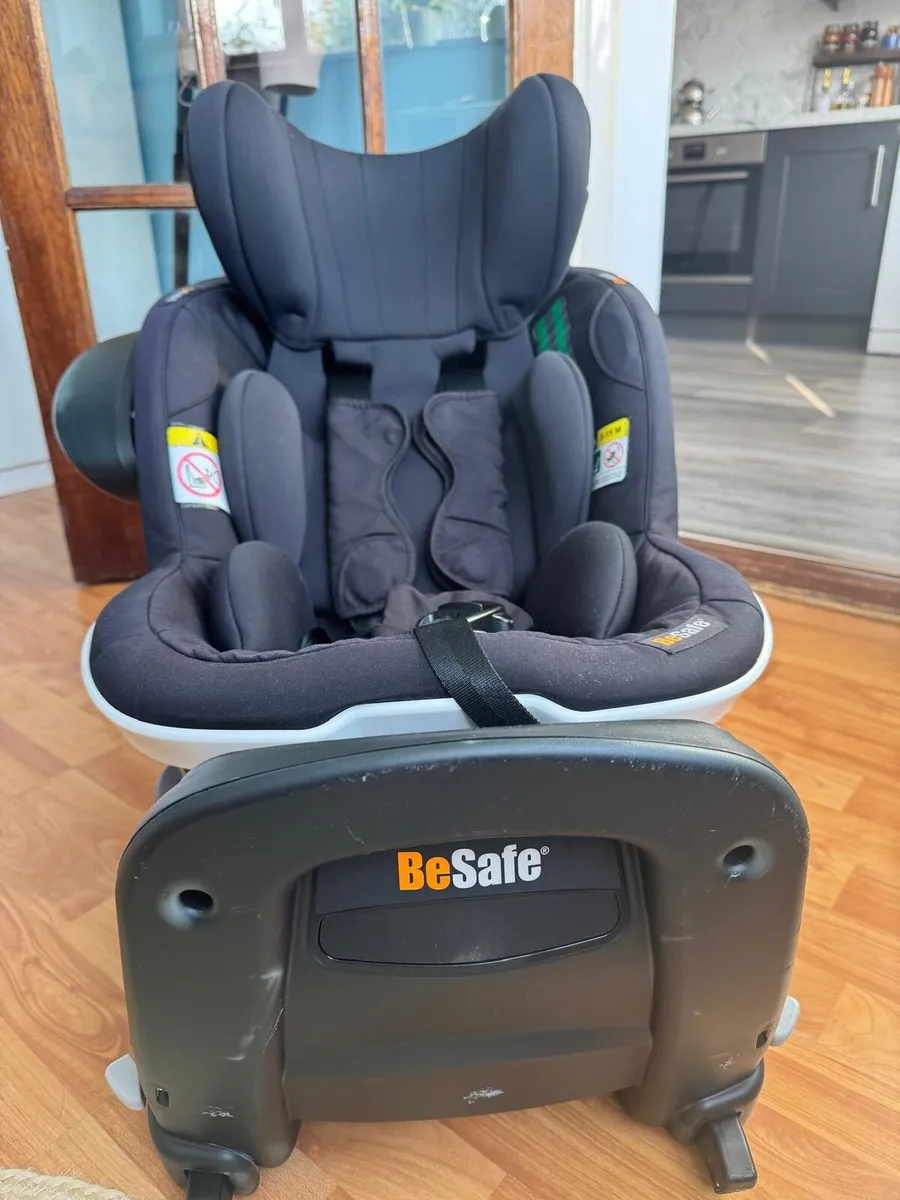 BeSafe Car Seat - izi Turn i-size - Image 1