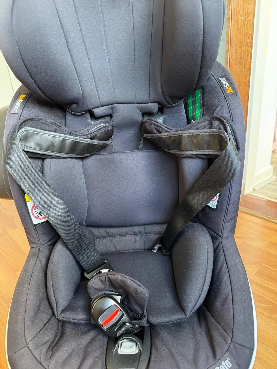 BeSafe Car Seat - izi Turn i-size - Image 4