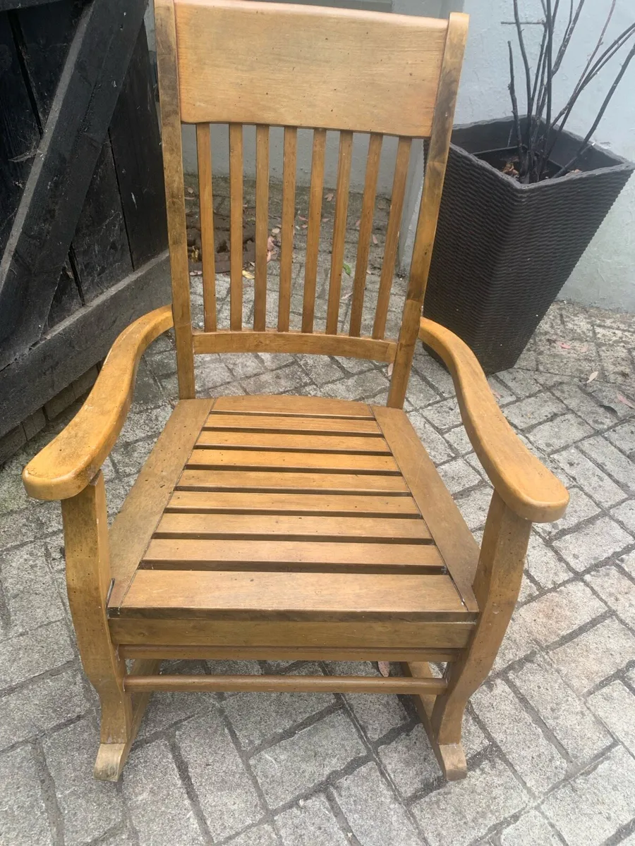 Rocking chair - Image 1