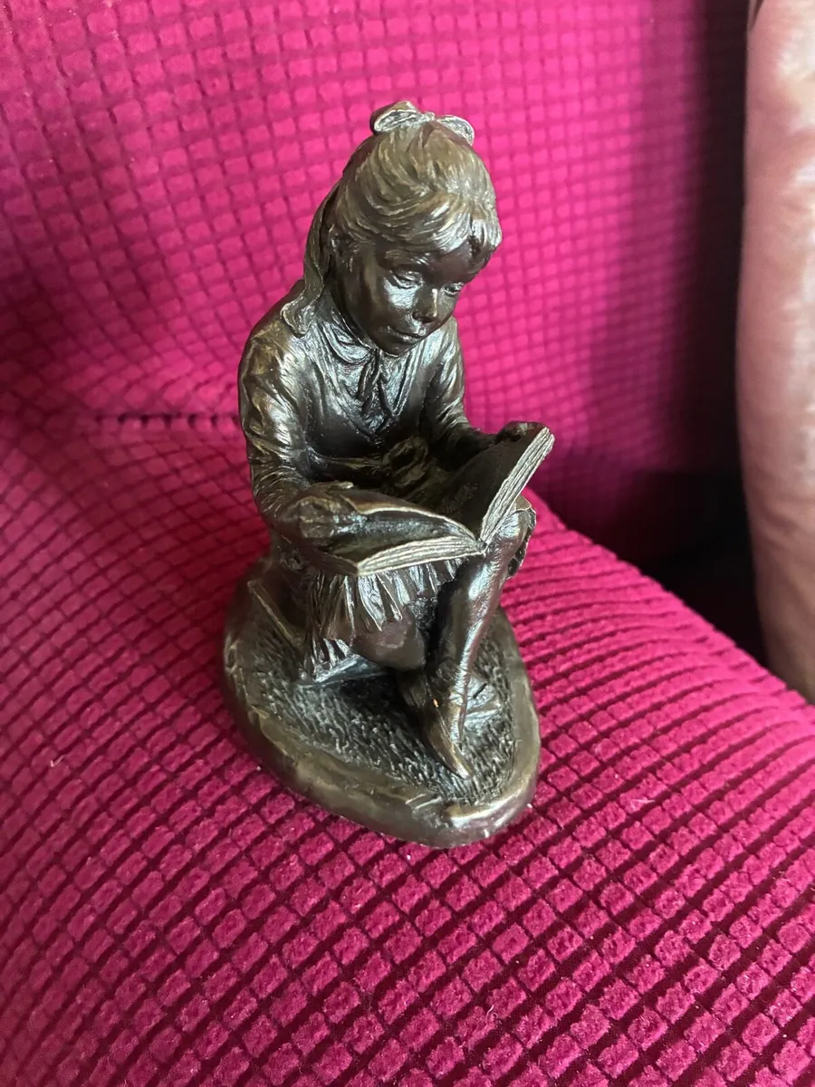 Bronze - Girl Reading - Image 2
