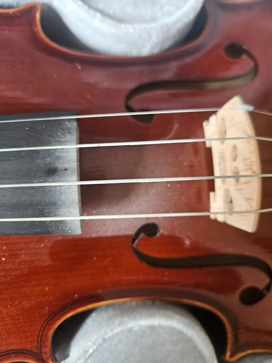 Violin - Image 3