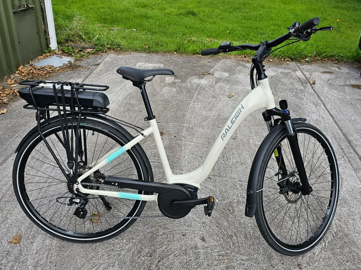 Raleigh Felix Step-Through E-Bike (Mint Condition - Image 1