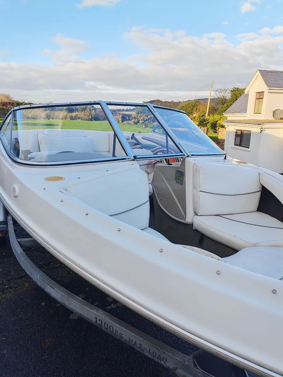 Speed boat - Image 1