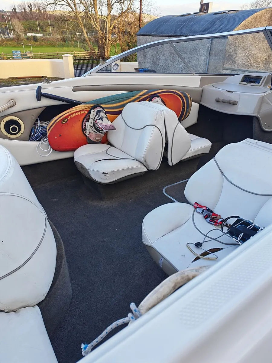 Speed boat - Image 3