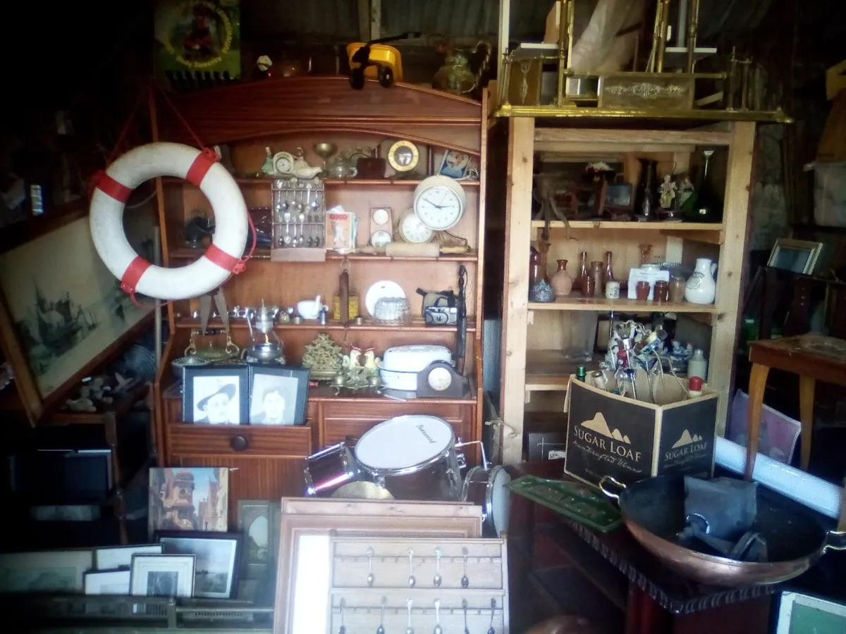 Old pine funiture and old furmes0o - Image 3