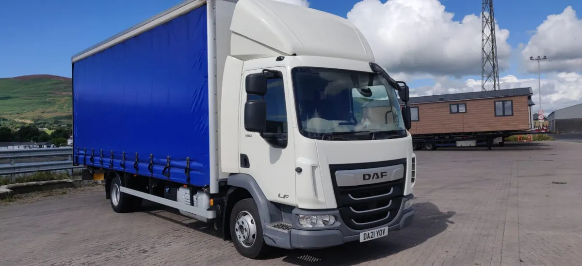 2021 DAF LF 180 EURO 6 7 1/2 TON GROSS 4X2 - Image 1