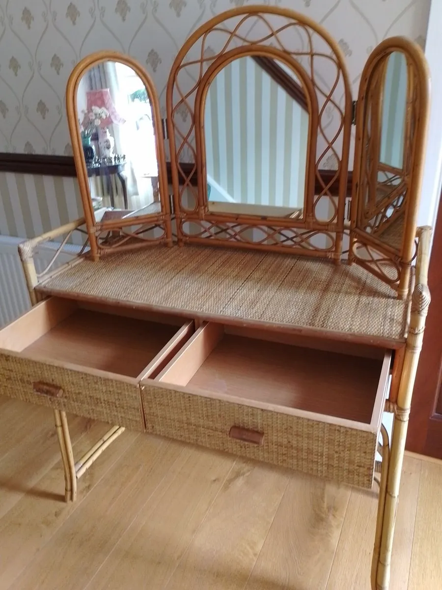 Dressing Table & Bed Locker - Image 2