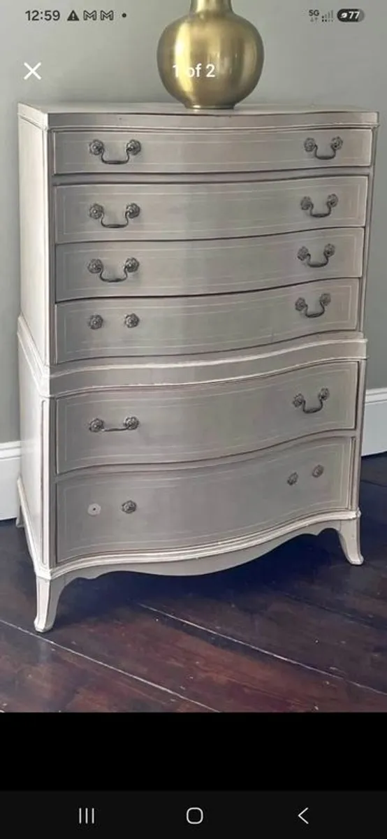 Chest of drawers - Image 1
