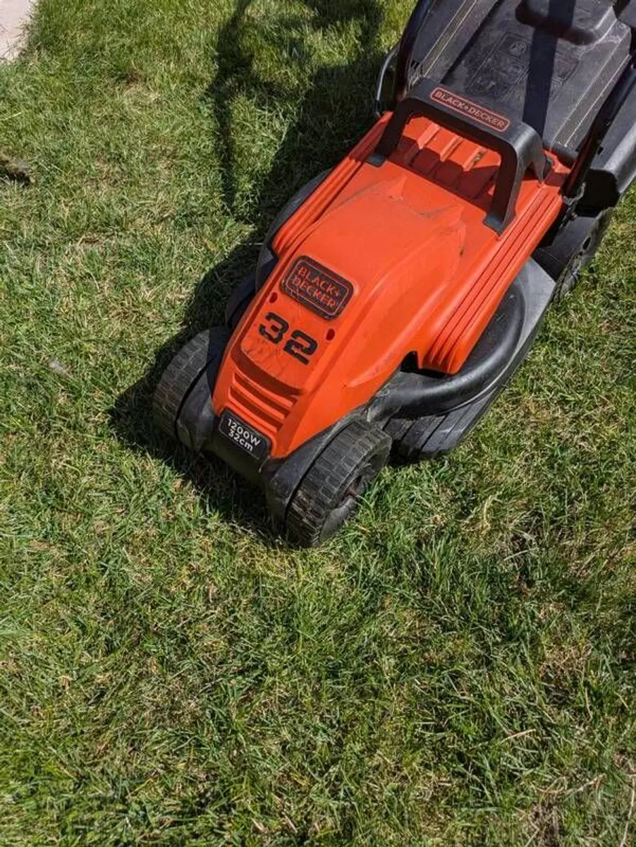 electric lawn mower - Image 2