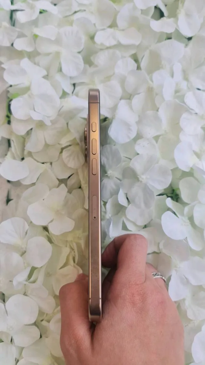 Iphone 16 PRO MAX 256GB EXCELLENT 1 year warranty - Image 3