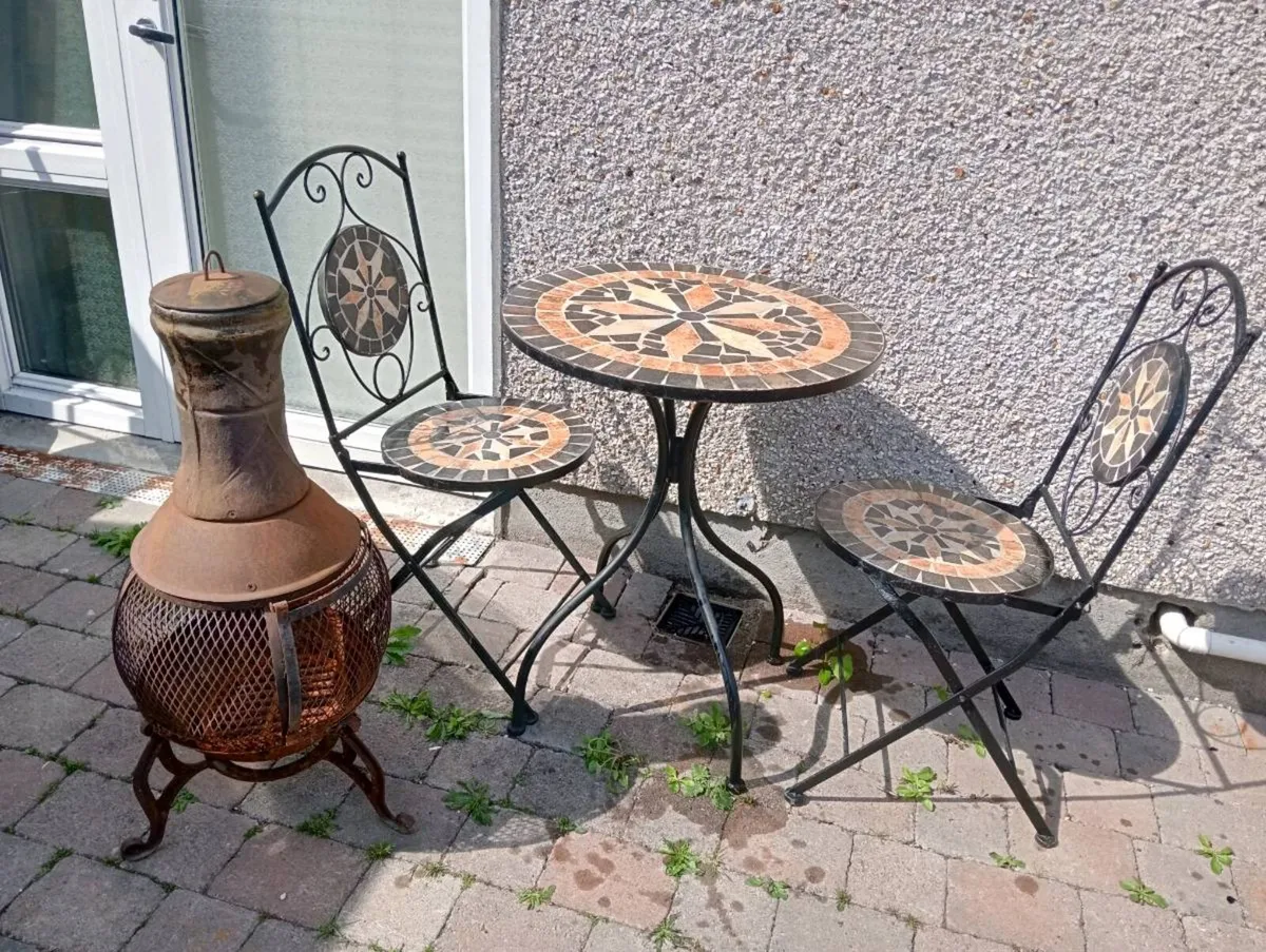 Garden table and 2 chairs garden stove - Image 2