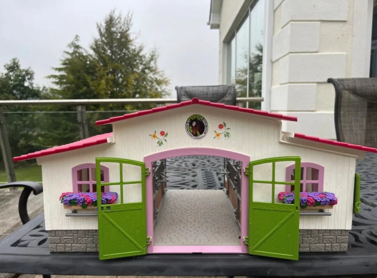 Scheilch horse set - Image 1