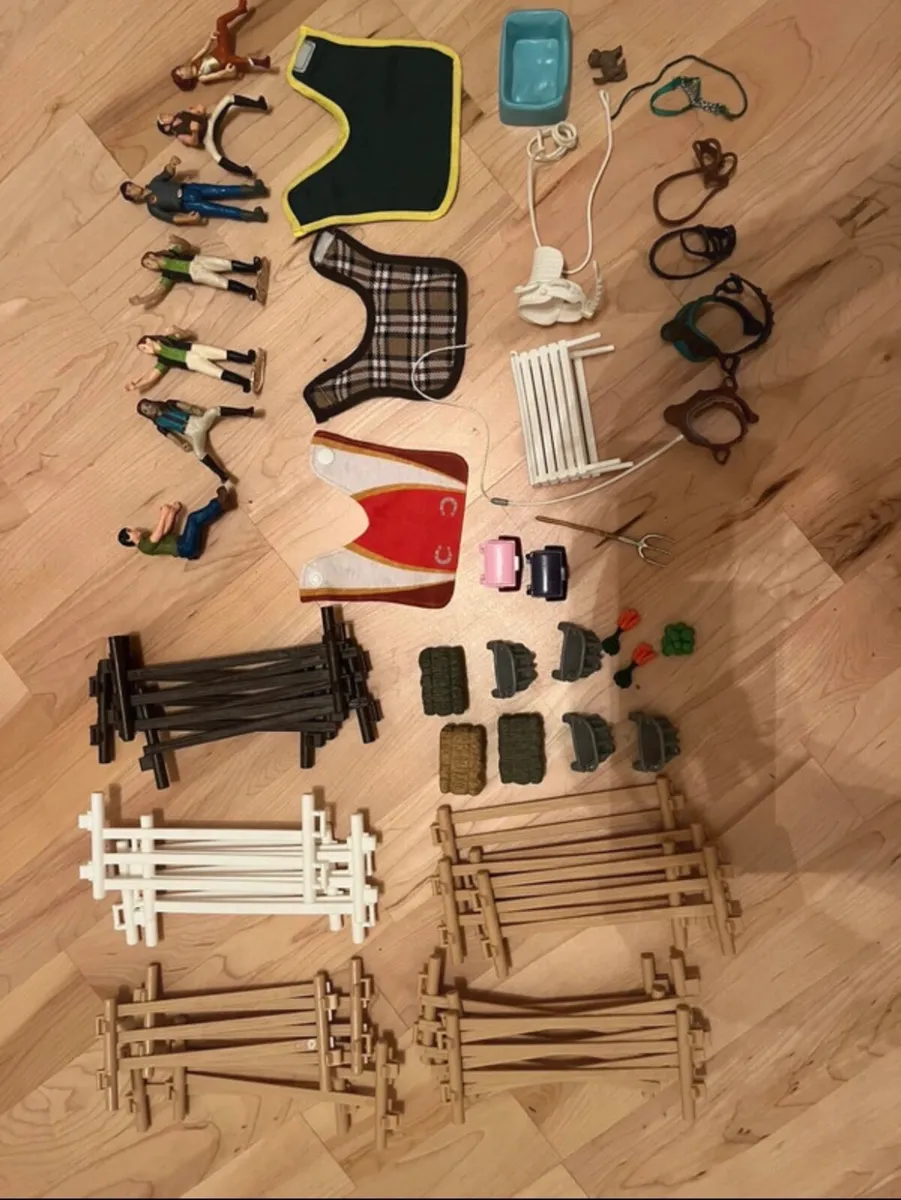 Scheilch horse set - Image 2