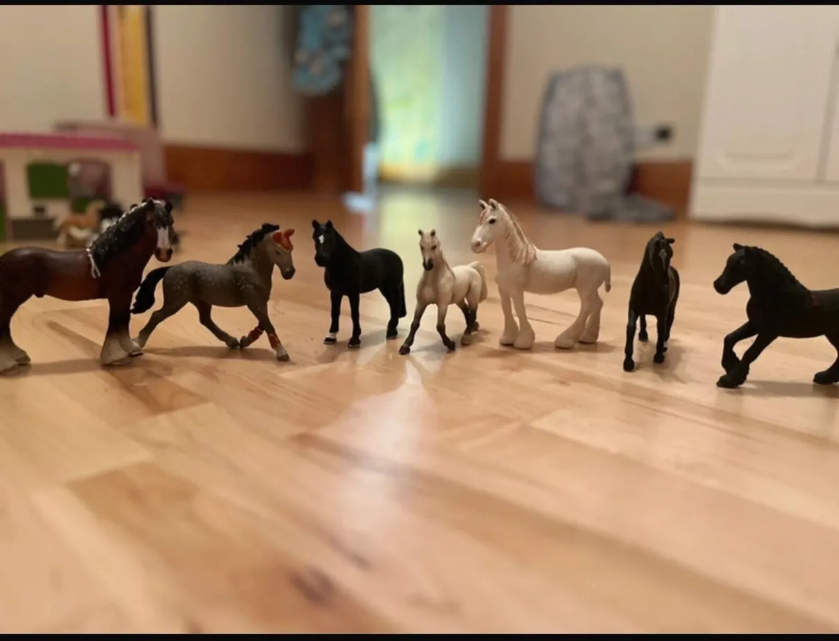 Scheilch horse set - Image 3