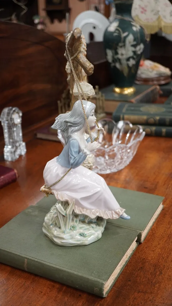 Tengra Figurine - Image 3