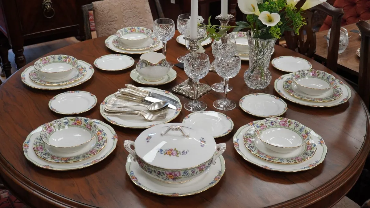 Royal Albert Hartington 29-Piece Dinner Service - Image 2