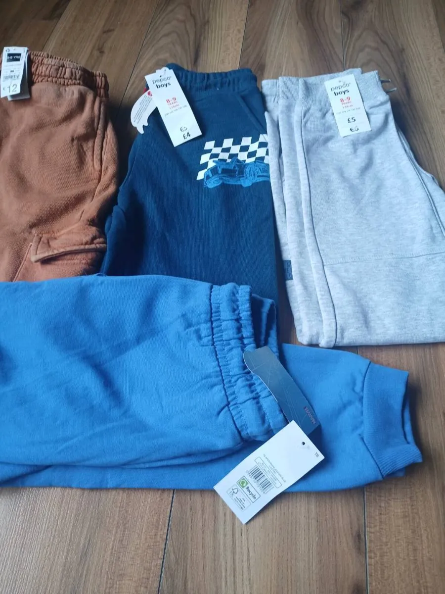 New boys clothes.with tags. - Image 2