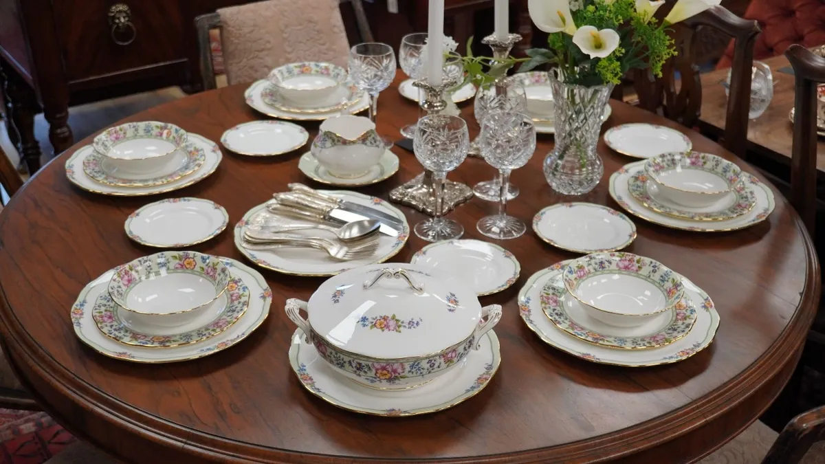 Royal Albert Hartington 29-Piece Dinner Service - Image 3