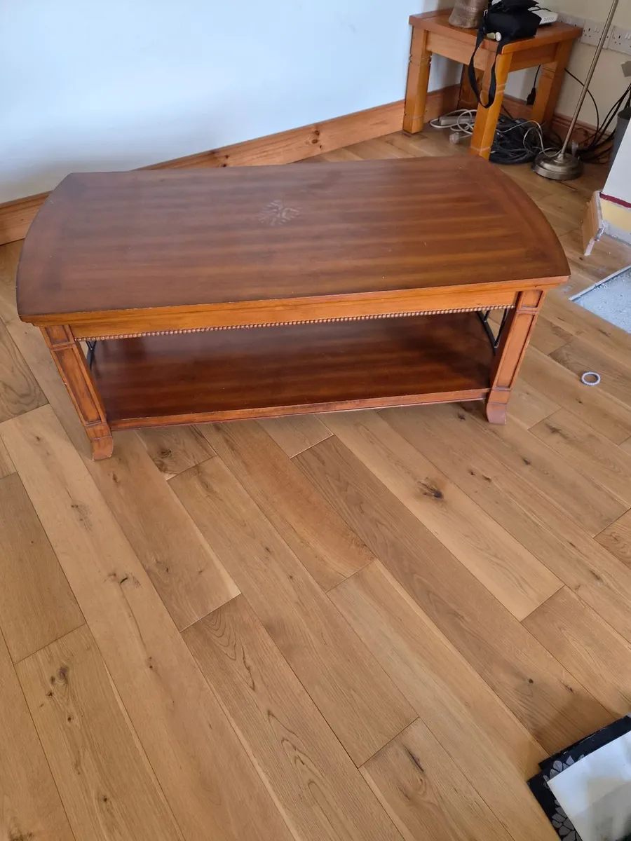 Coffee table   free to take away - Image 1
