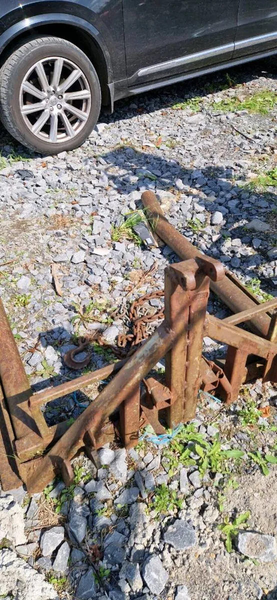 3 point linkage bale lifter - Image 3