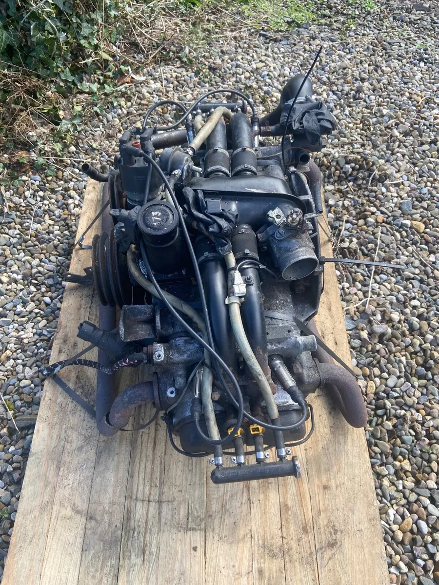 VW 2.1l engine - Image 3