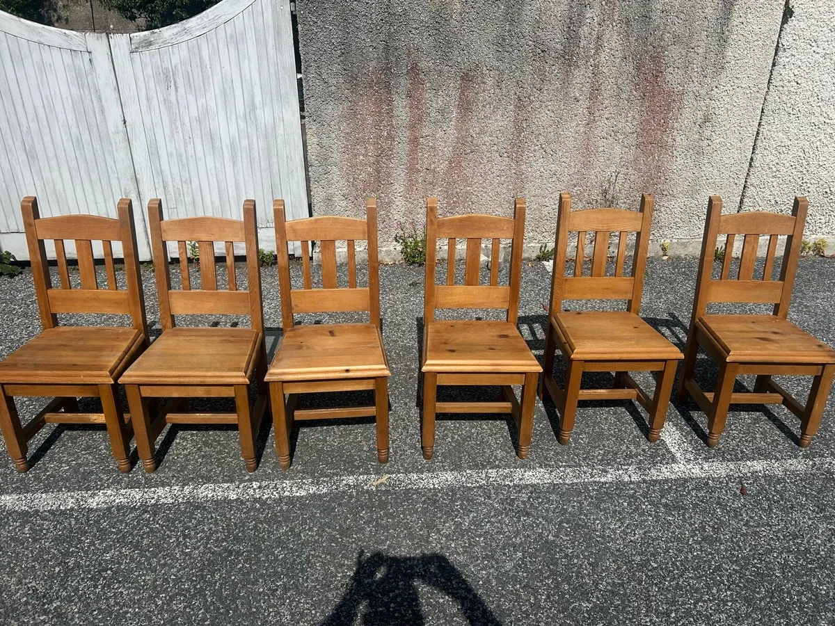 6 Heavy kitchen chairs