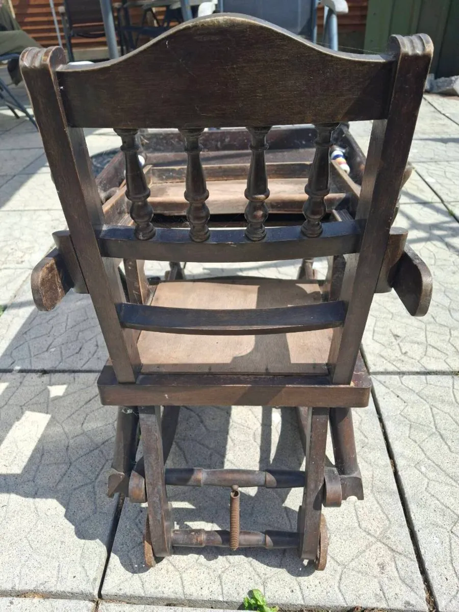 ANTIQUE CHAIR - Image 3