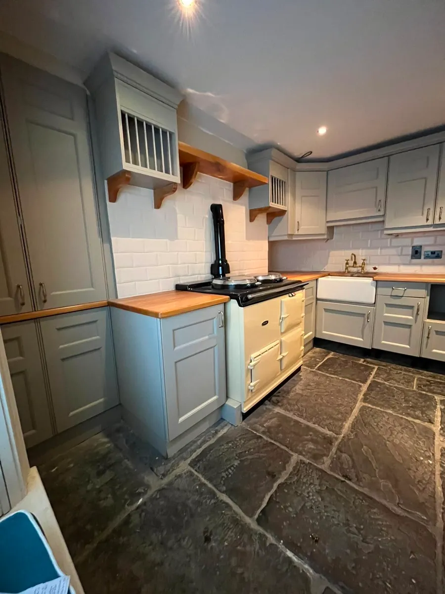 Painted Kitchen - Image 3