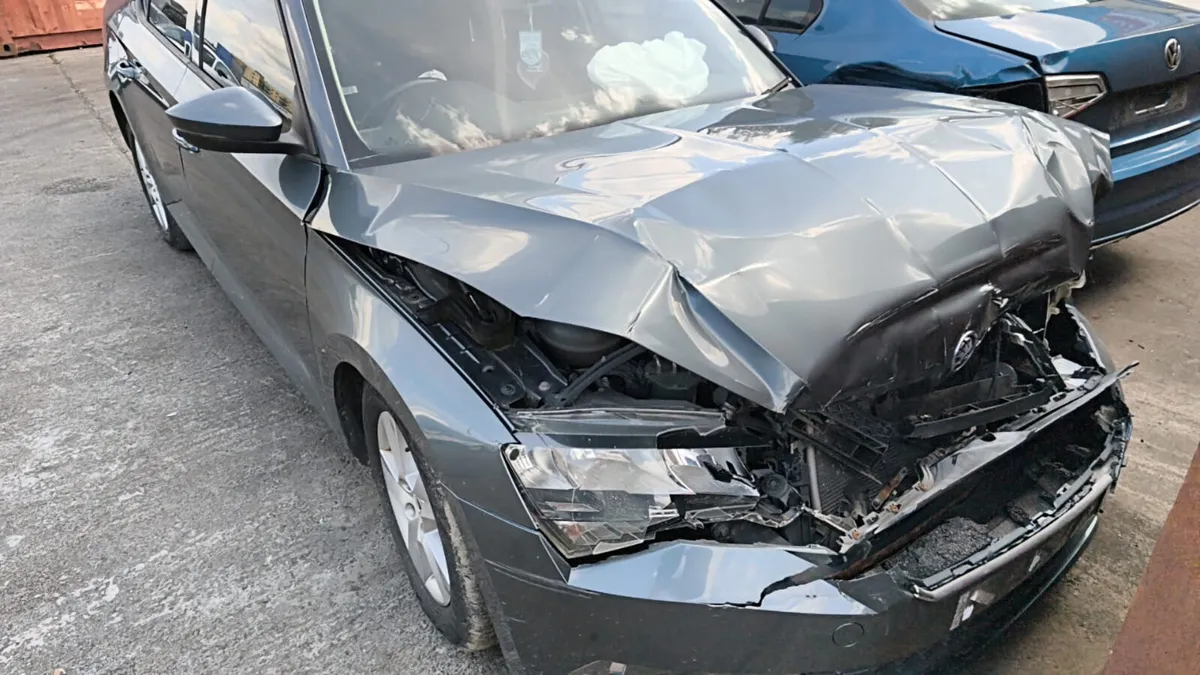 2016 Skoda Superb 1.6 Diesel For Breaking! - Image 4