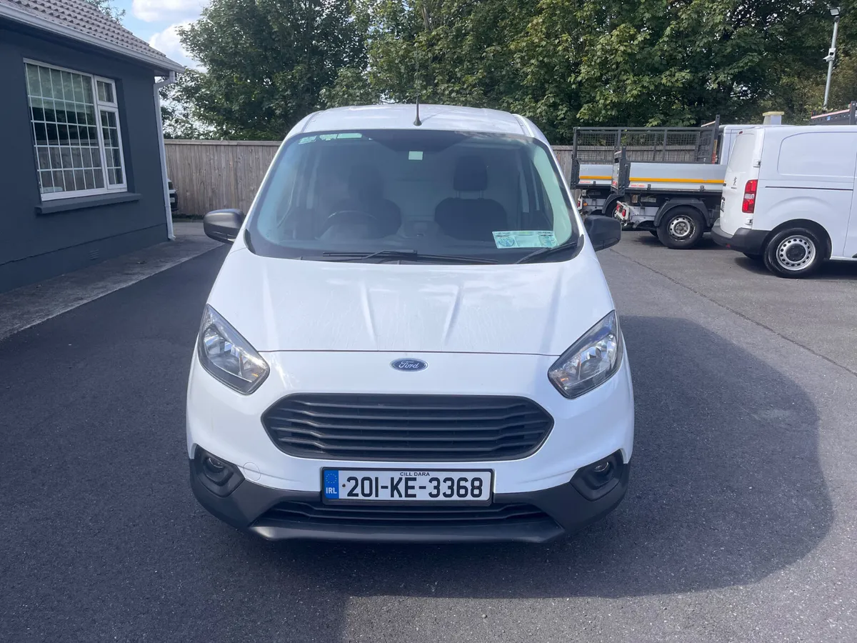 Ford Transit Courier 1.5L Diesel (1 Owner) - Image 2