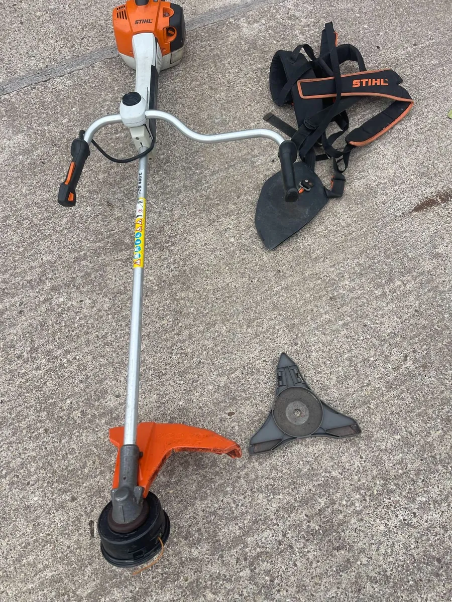 Stihl FS 460 C Heavy-Duty Strimmer / Brush Cutter - Image 4