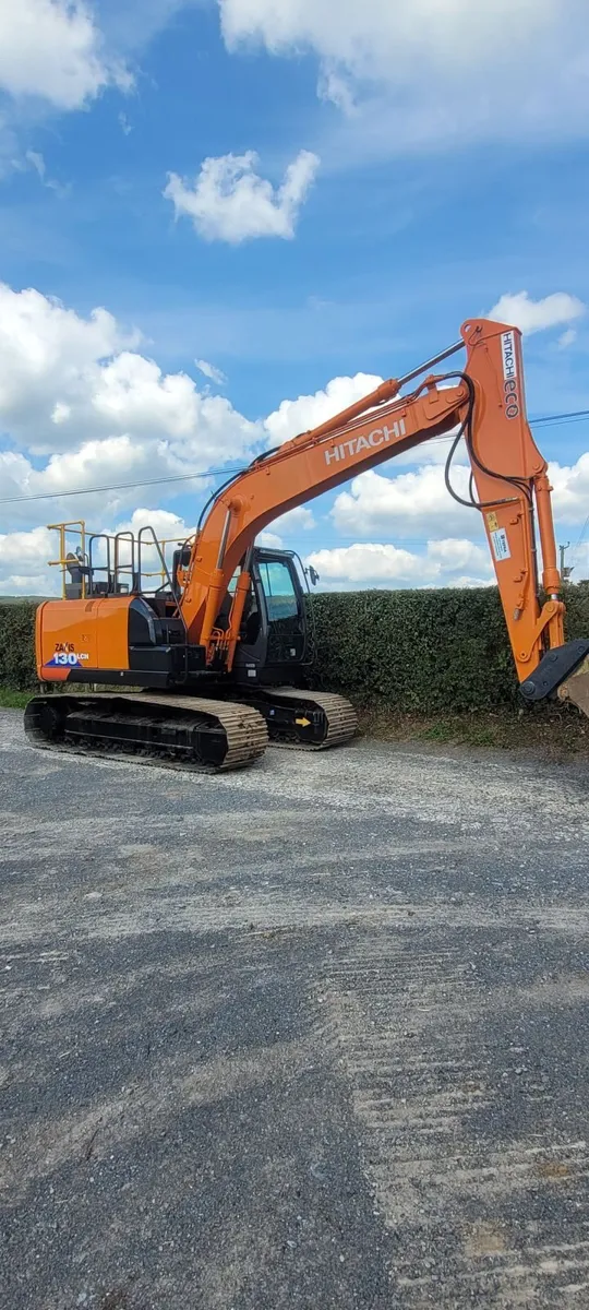 Hitachi 130 - Image 4