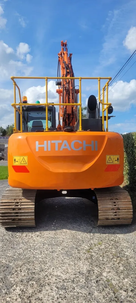 Hitachi 130 - Image 3