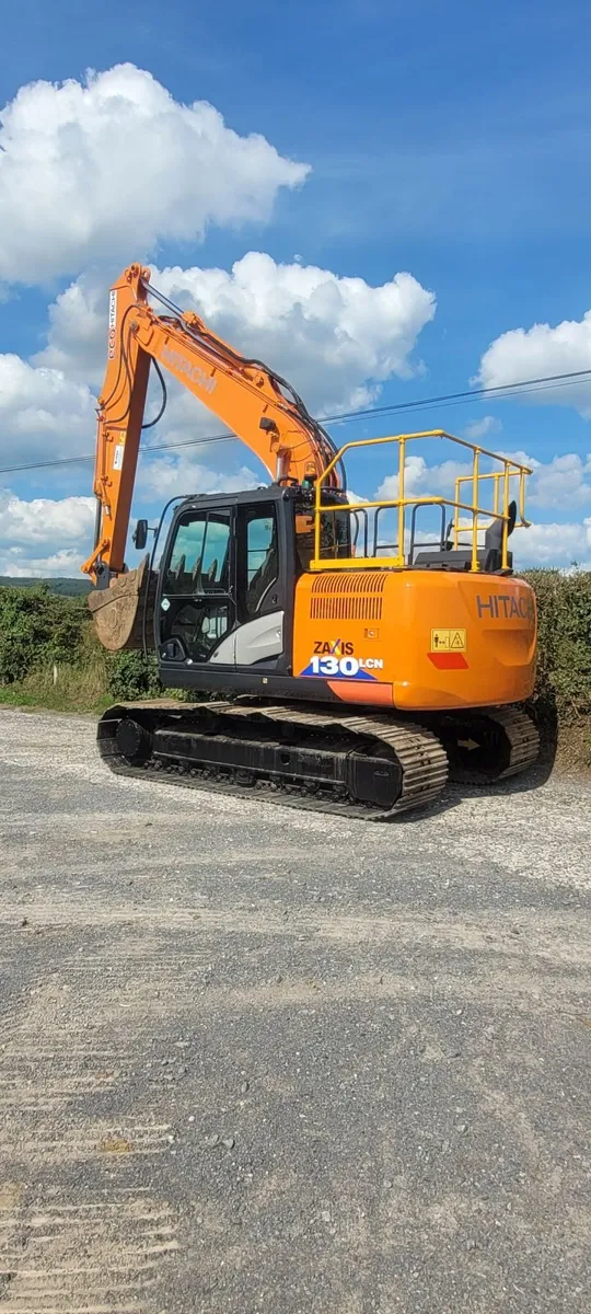 Hitachi 130 - Image 2