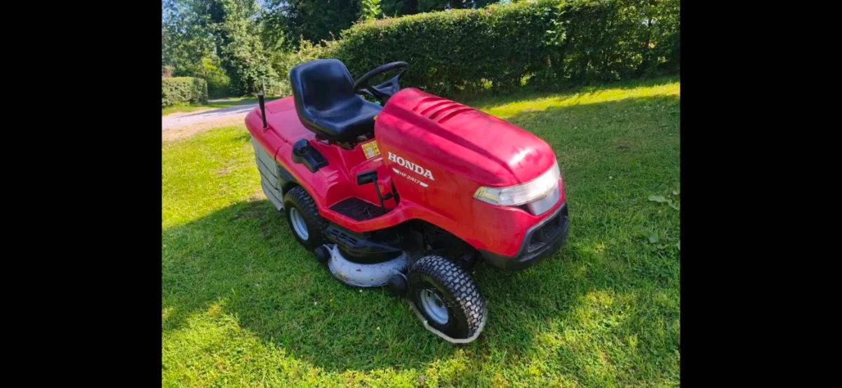 Ride on mower - Image 1