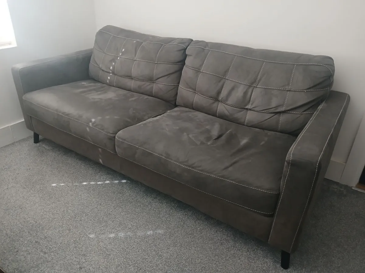 Couch - Image 1