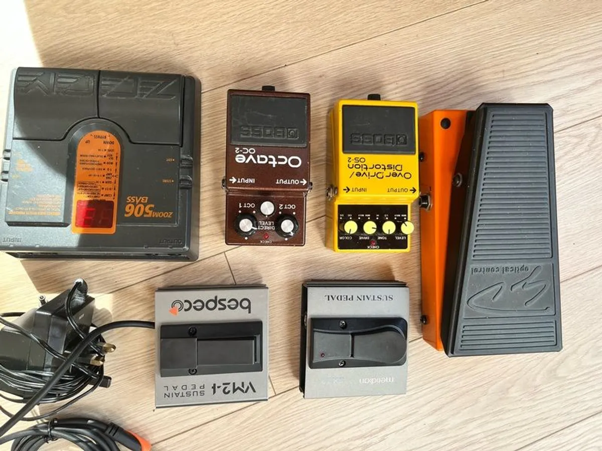 guitar effects pedals - Boss, Zoom etc - Image 1