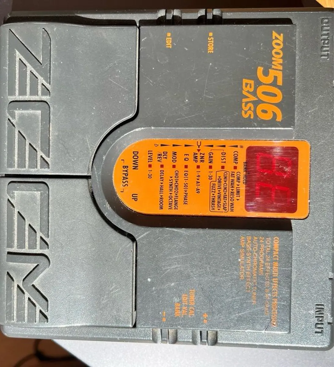guitar effects pedals - Boss, Zoom etc - Image 4