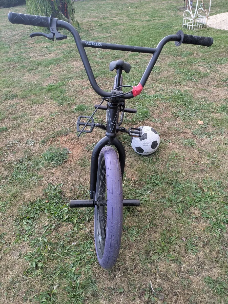 BMX bike - Image 2