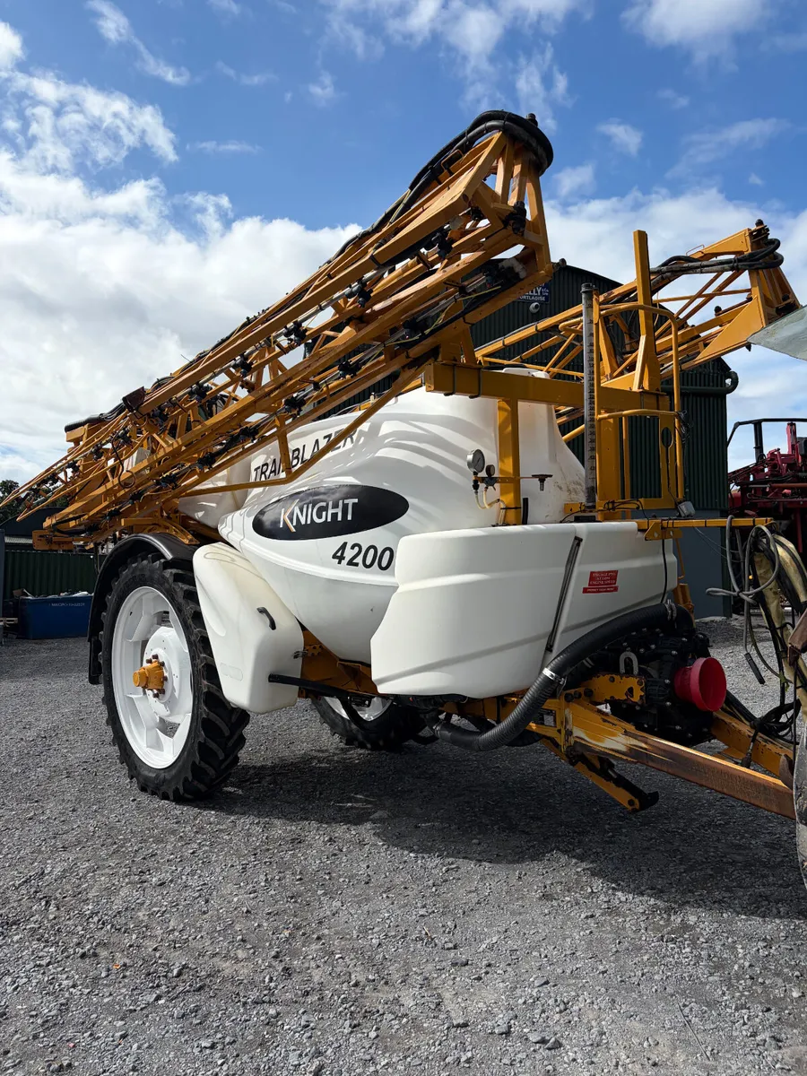 Knight Trailblazer Sprayer - Image 4