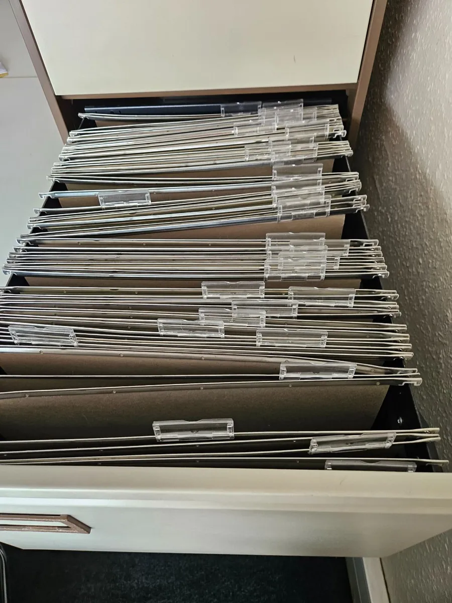 2 Free Filing Cabinets - Image 2