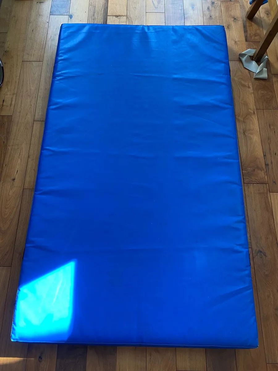 Gymnastics mat - Image 1