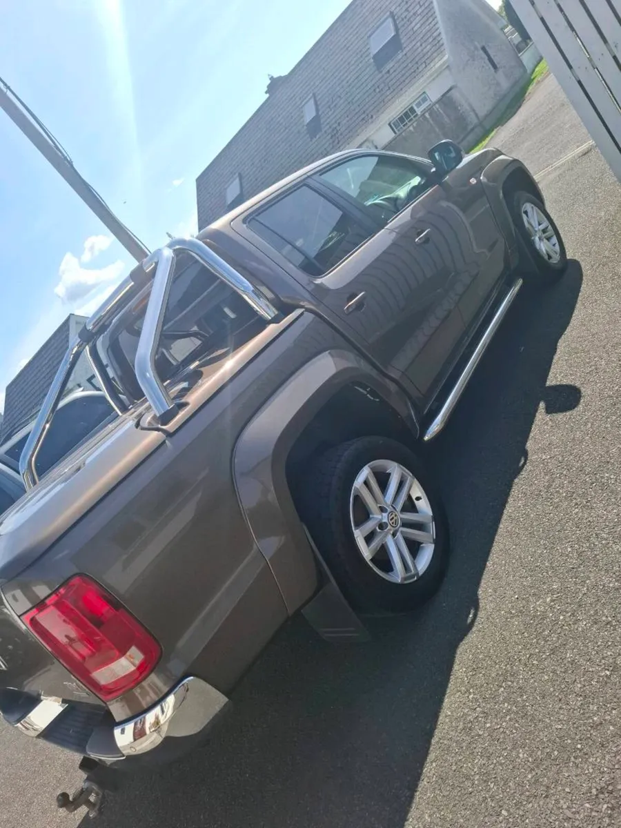 162 Volkswagen Amarok - Image 2