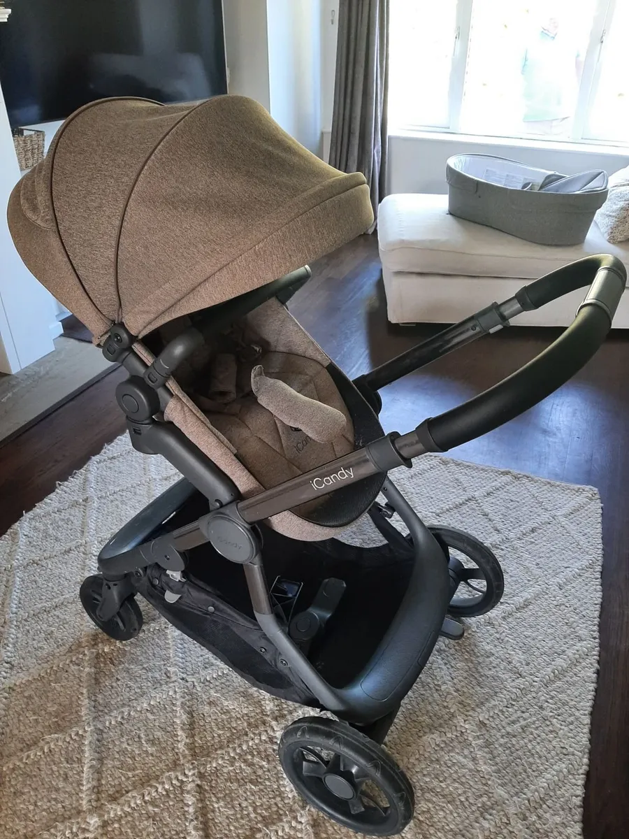 iCandy Buggy and Bassinet (collection only) - Image 1
