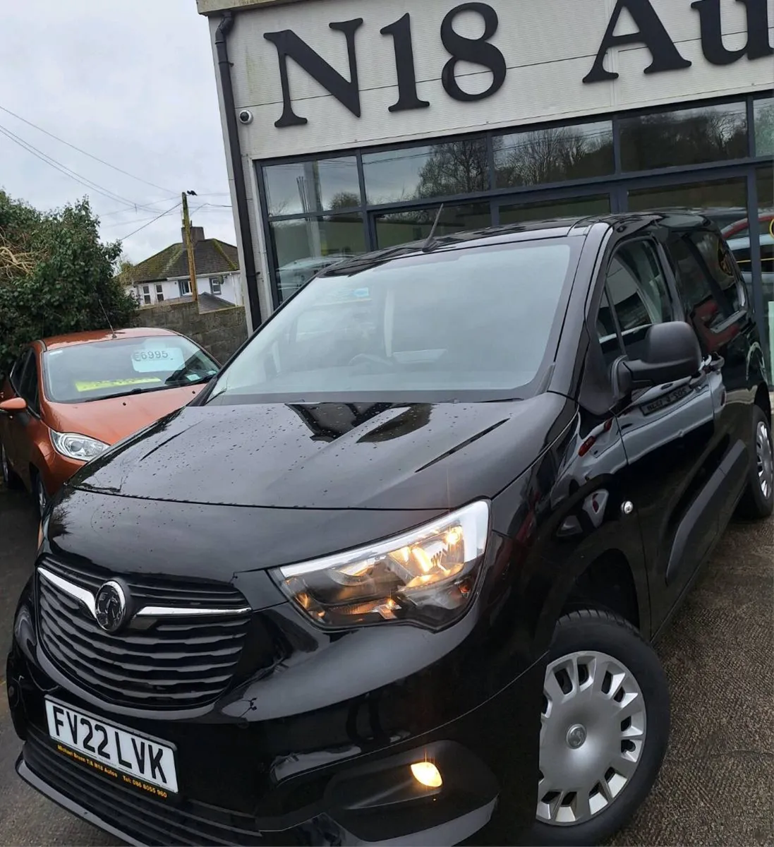 221 Vauxhall Combo 1.5 CDTi Sportive Test & Tax - Image 2