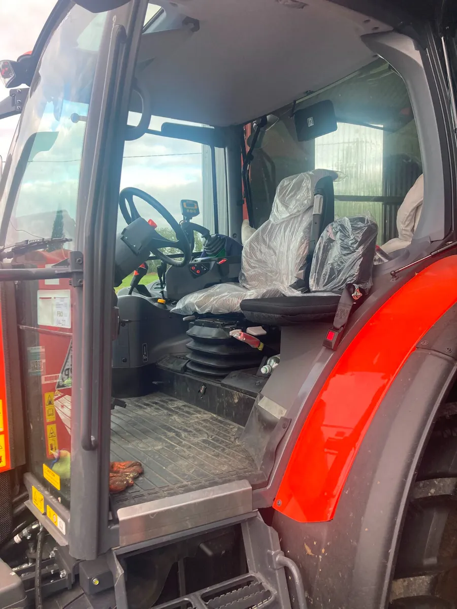 DEMO Kubota M6-101U - Image 3