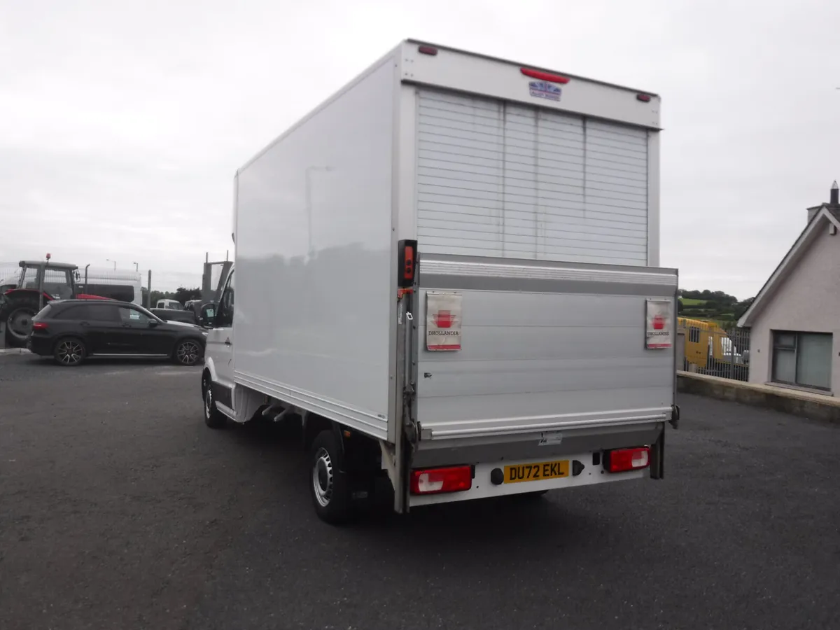 Volkswagen Crafter 2022 11ft6" Luton Box Van - Image 4