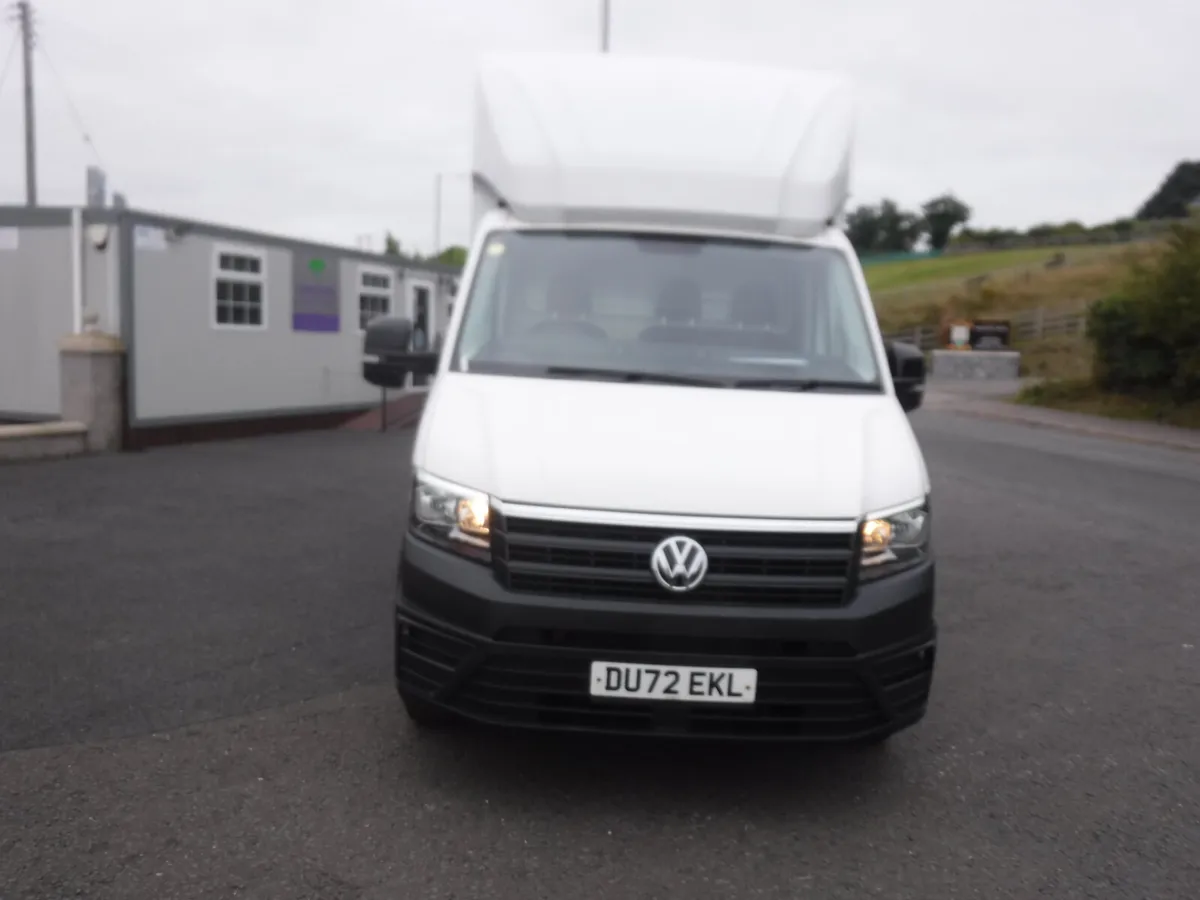Volkswagen Crafter 2022 11ft6" Luton Box Van - Image 3