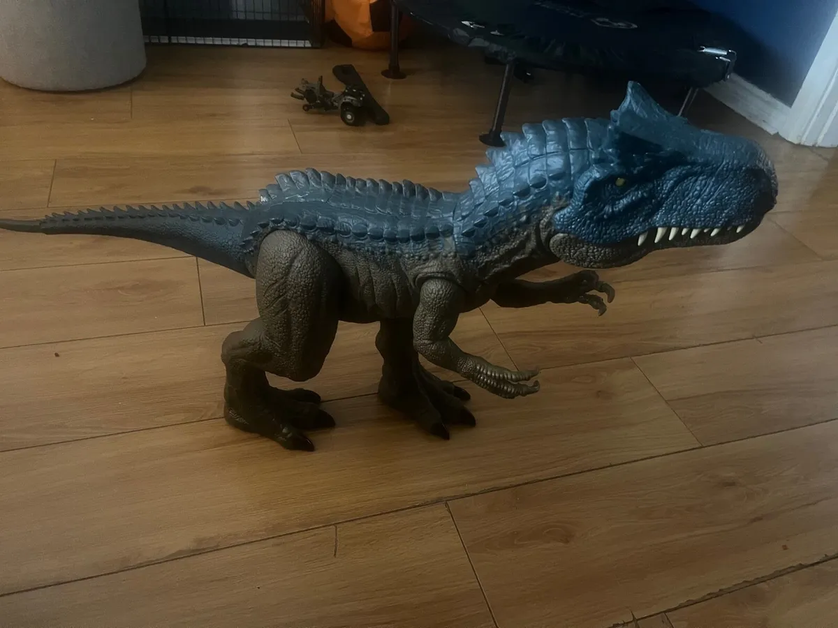 Toy dinosaur - Image 2
